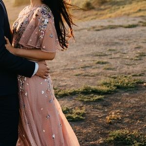 Floral embroidered dress💕